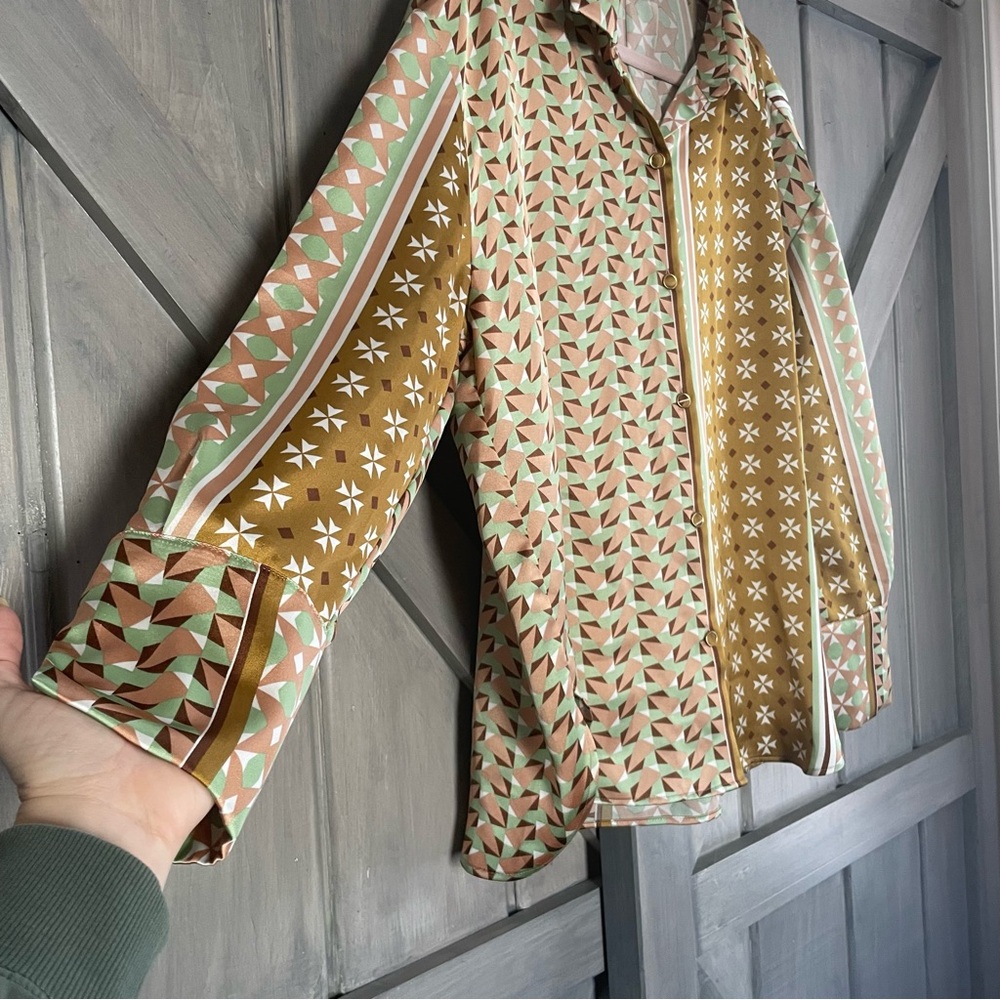 House of Harlow 1960 Art‎ Decor Silky Satin Button Up Size XL Brown green Pink - Picture 3 of 11